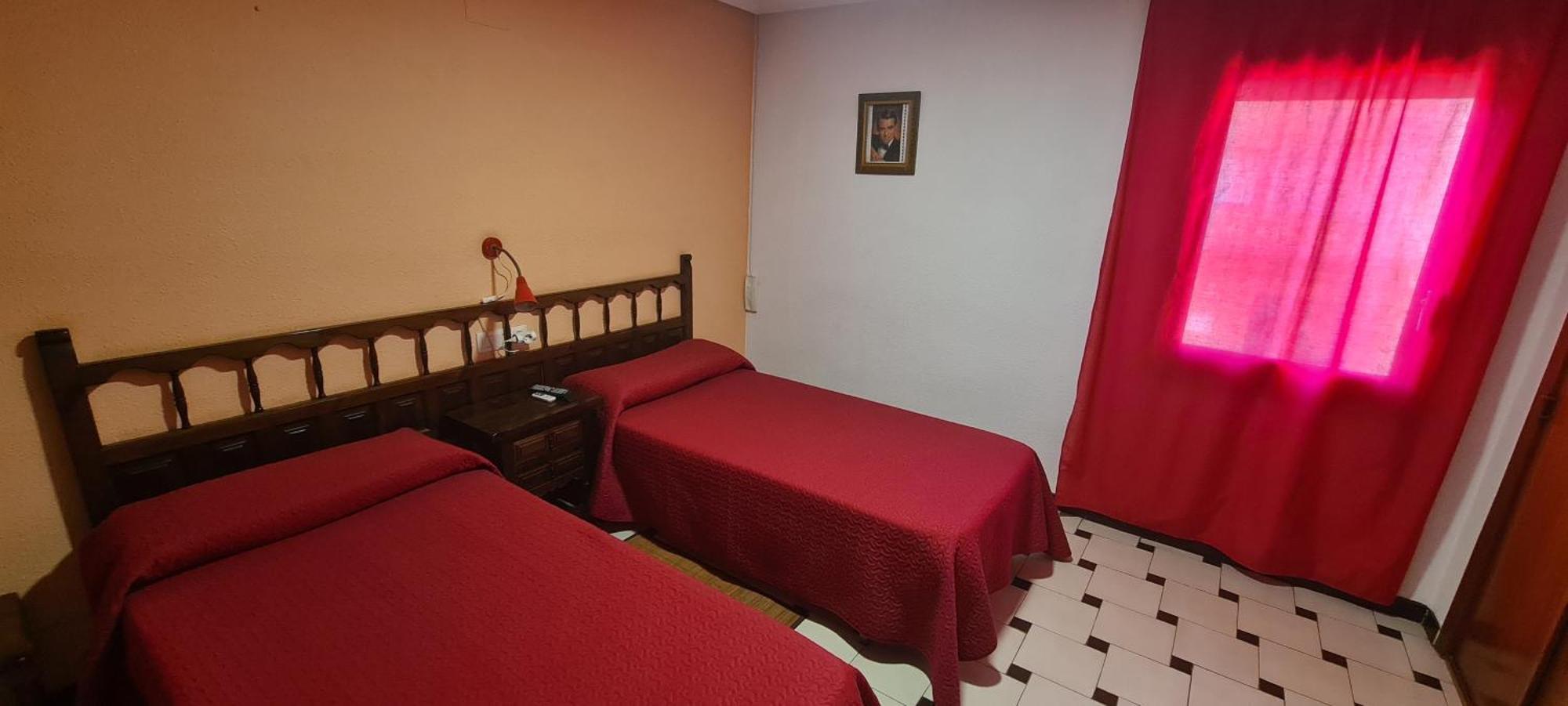 Hostal El Molino Calanda Bagian luar foto