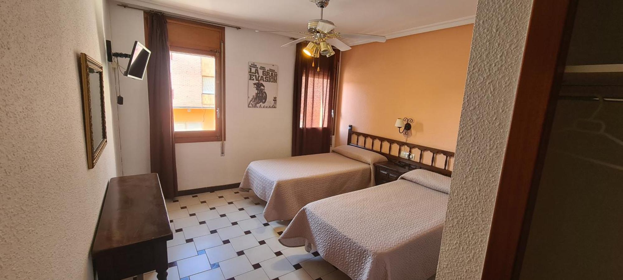 Hostal El Molino Calanda Bagian luar foto